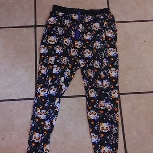 Soft Pajama Pants with Decorated Skulls